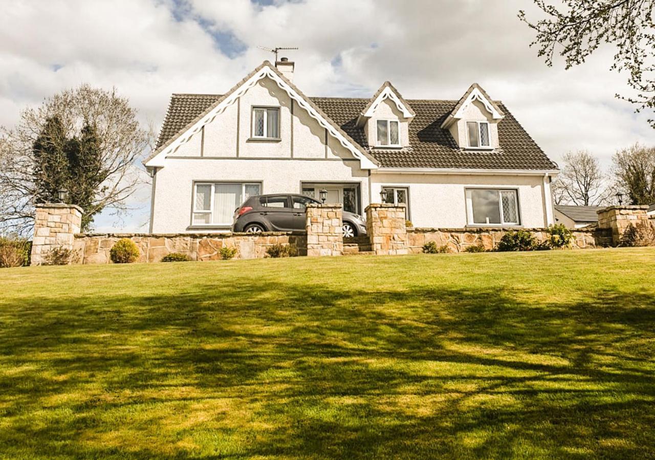 Moat Holiday Rental Lisnaskea Extérieur photo