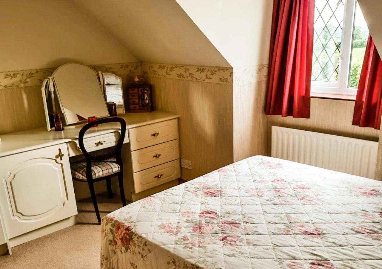 Moat Holiday Rental Lisnaskea Extérieur photo