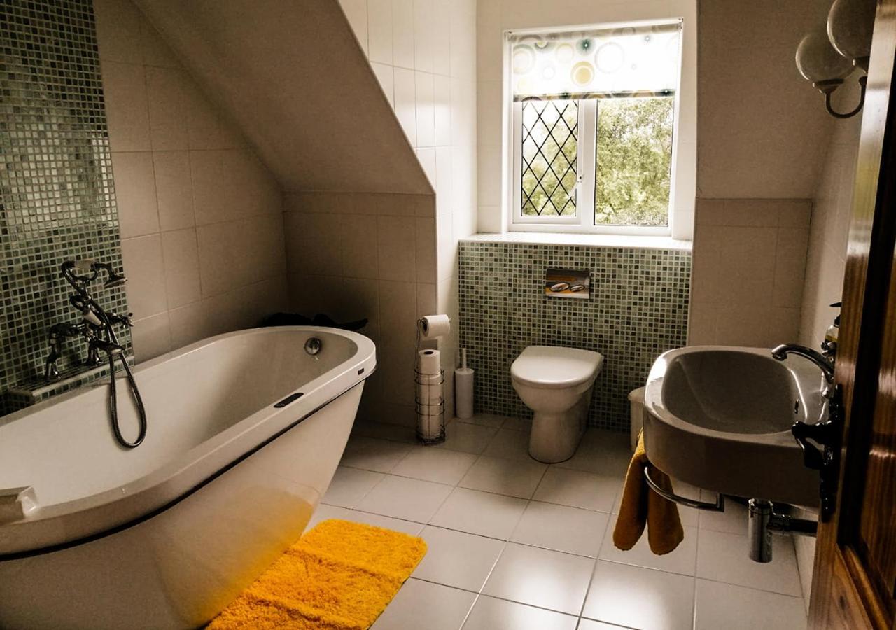 Moat Holiday Rental Lisnaskea Extérieur photo