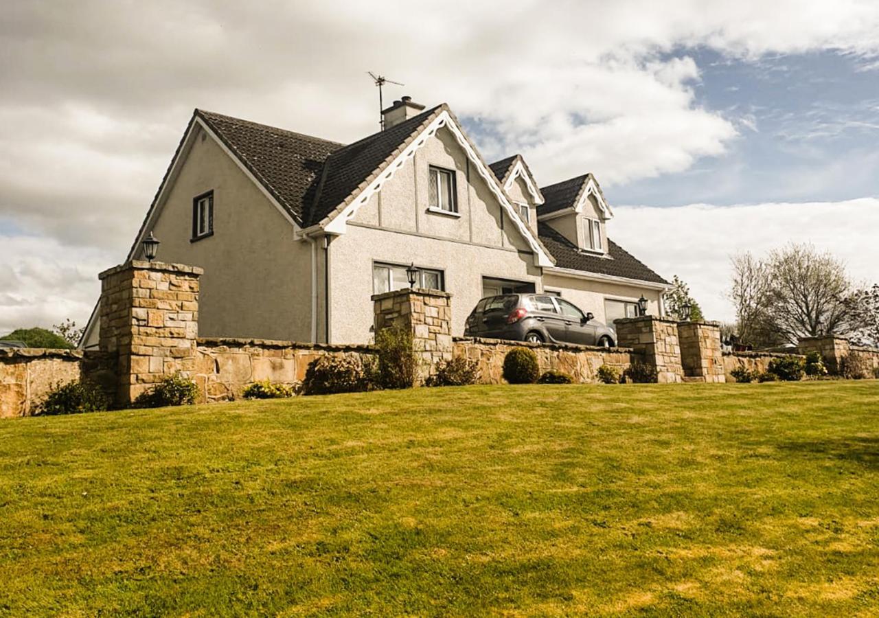 Moat Holiday Rental Lisnaskea Extérieur photo