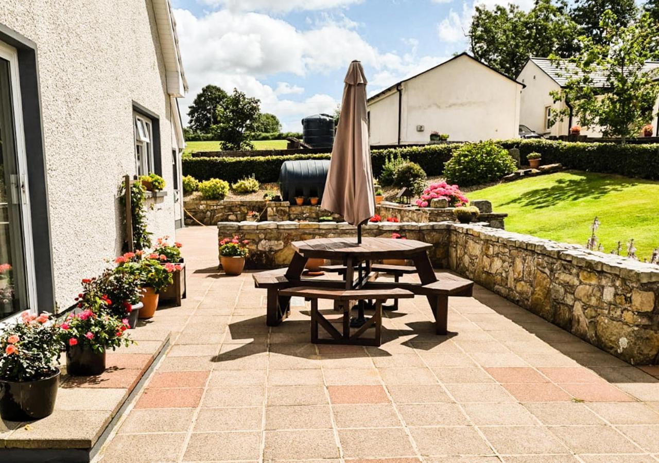 Moat Holiday Rental Lisnaskea Extérieur photo